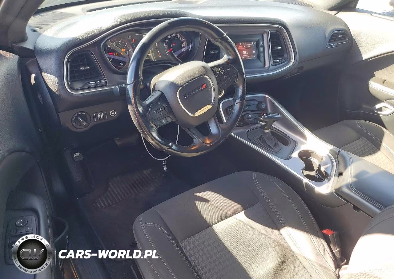 2016 Dodge Challenger Sxt VIN:2C3CDZAG8GH257001 - 8