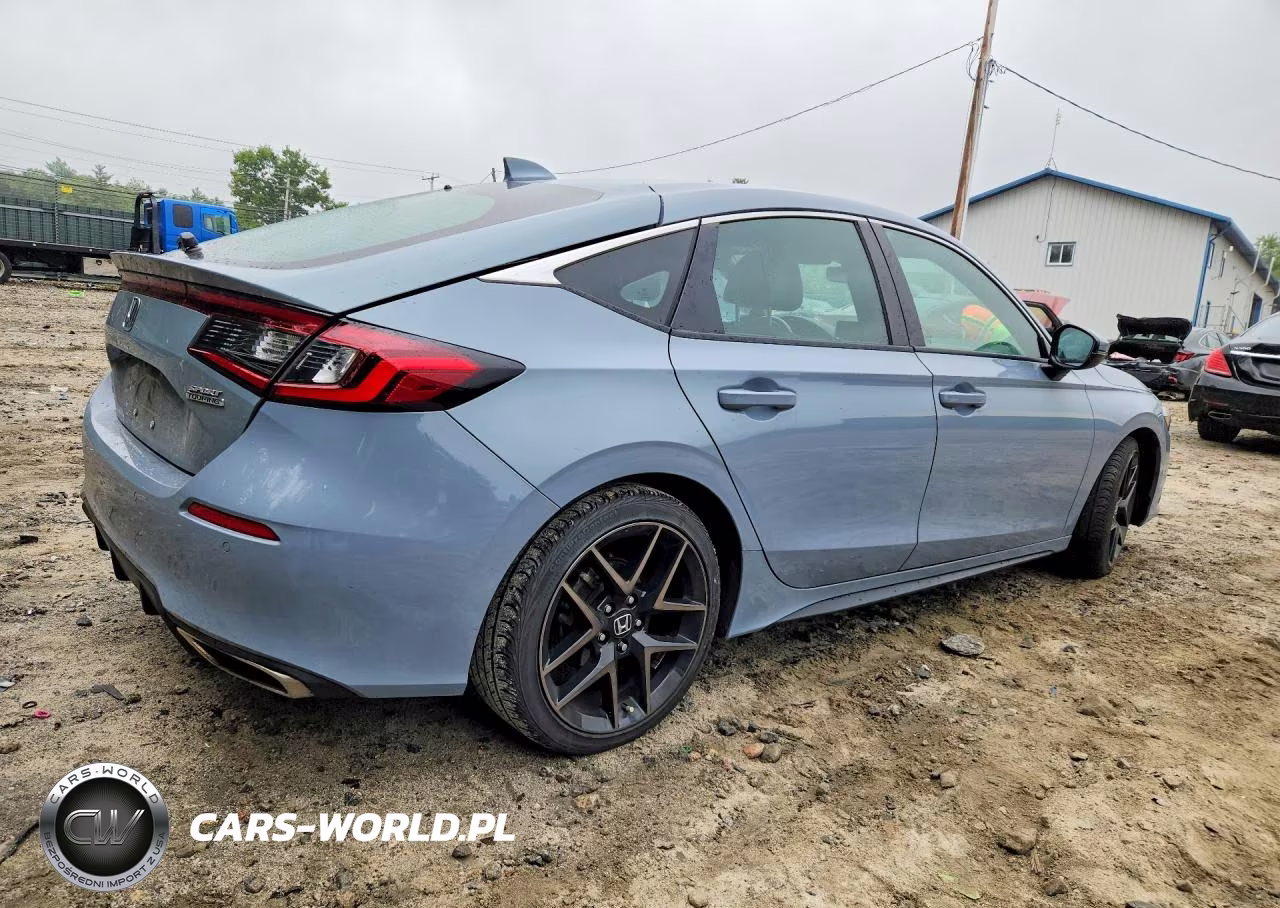 2024 Honda Civic Sport Touring VIN:19XFL1H85RE022971 - 3