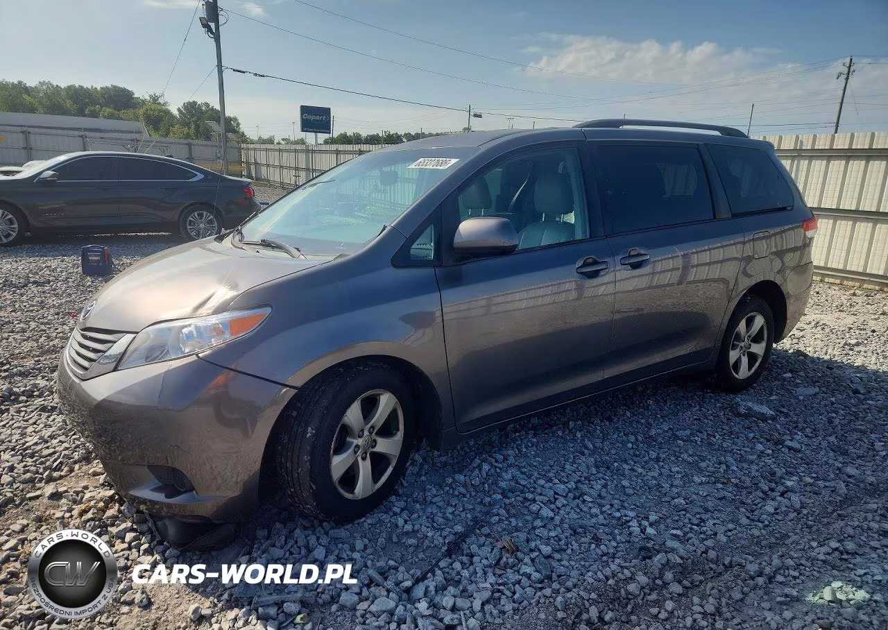 2014 Toyota Sienna Le VIN:5TDKK3DC3ES513045 - 1