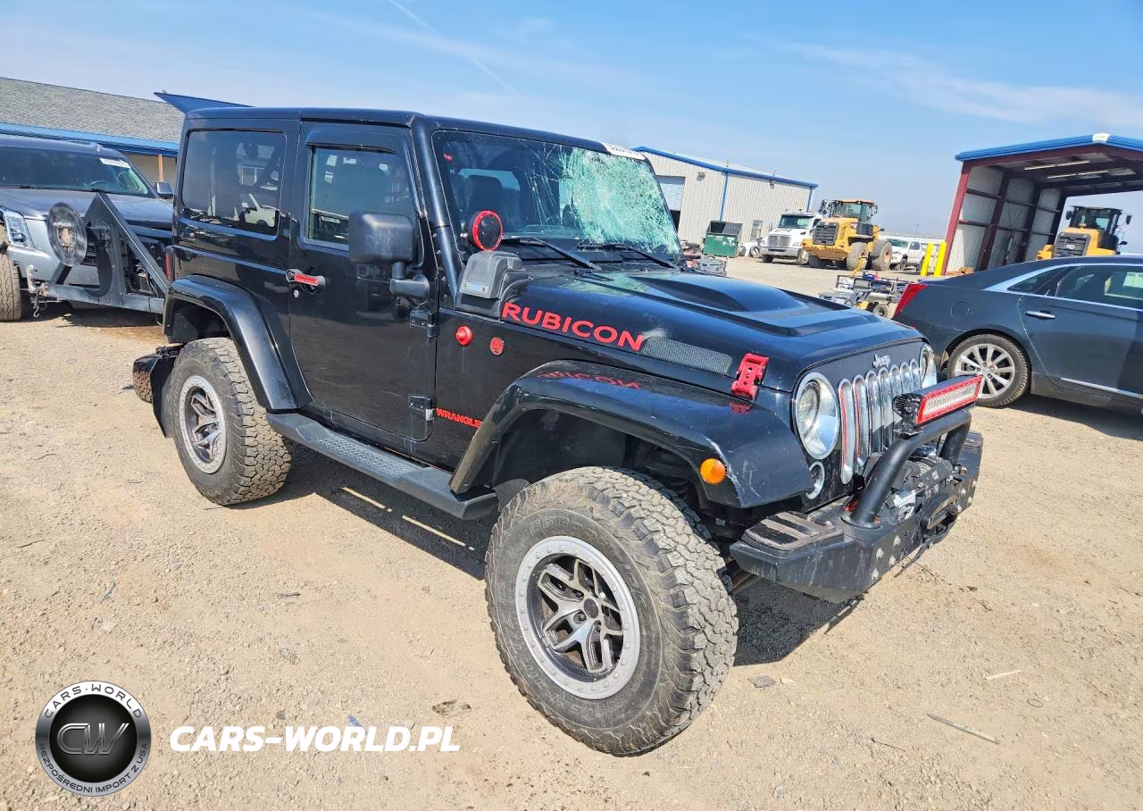 2013 Jeep Wrangler VIN:1C4BJWCGXDL590763 - 4