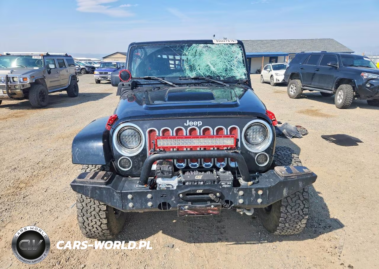 2013 Jeep Wrangler VIN:1C4BJWCGXDL590763 - 5