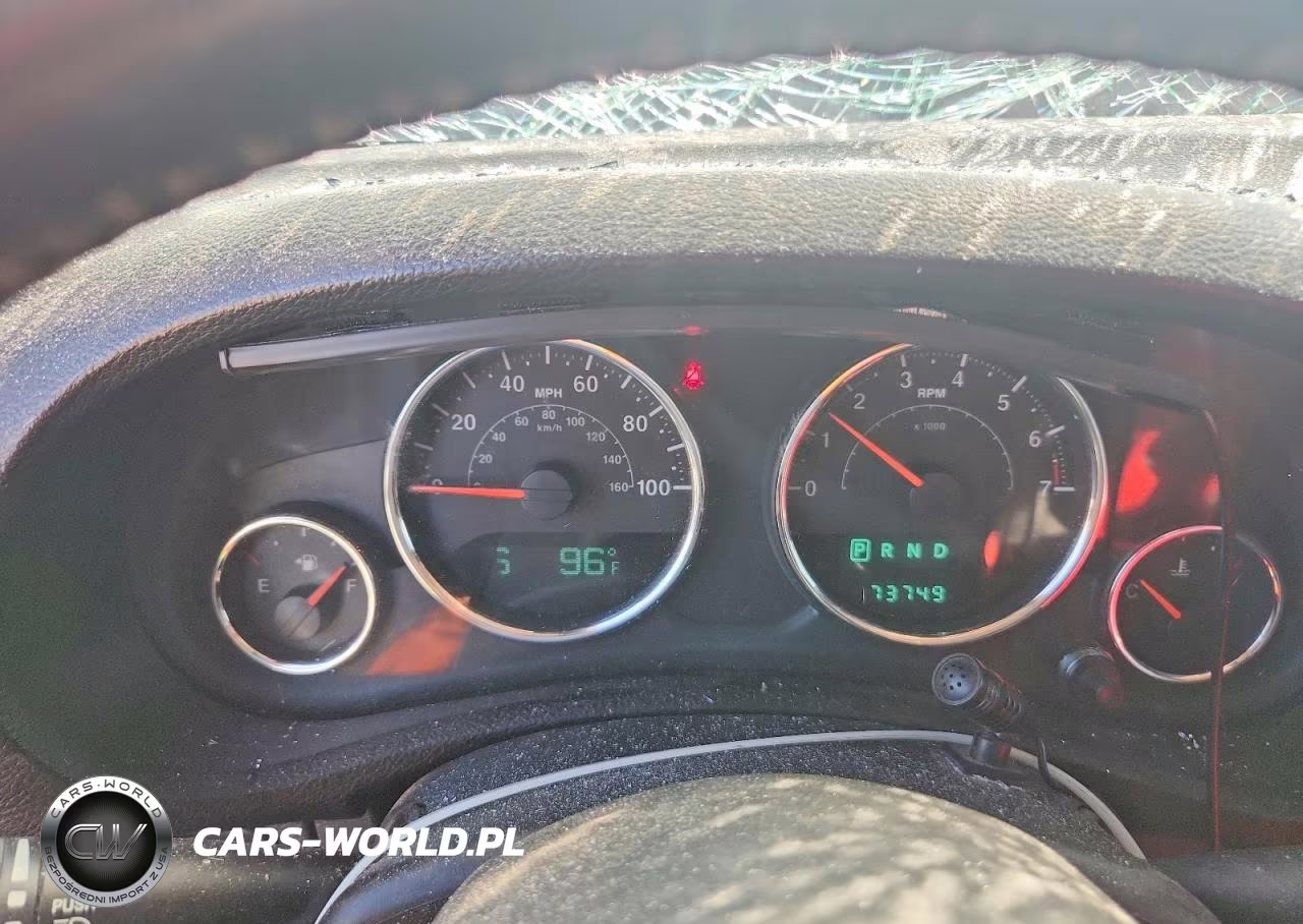 2013 Jeep Wrangler VIN:1C4BJWCGXDL590763 - 9