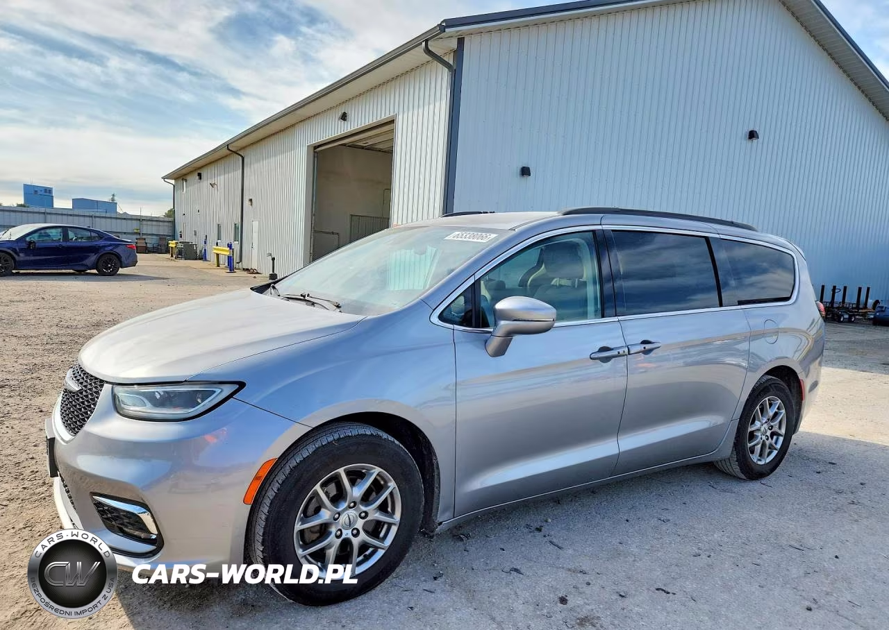 2021 Chrysler Pacifica Touring VIN:2C4RC1FG6MR511619 - 1