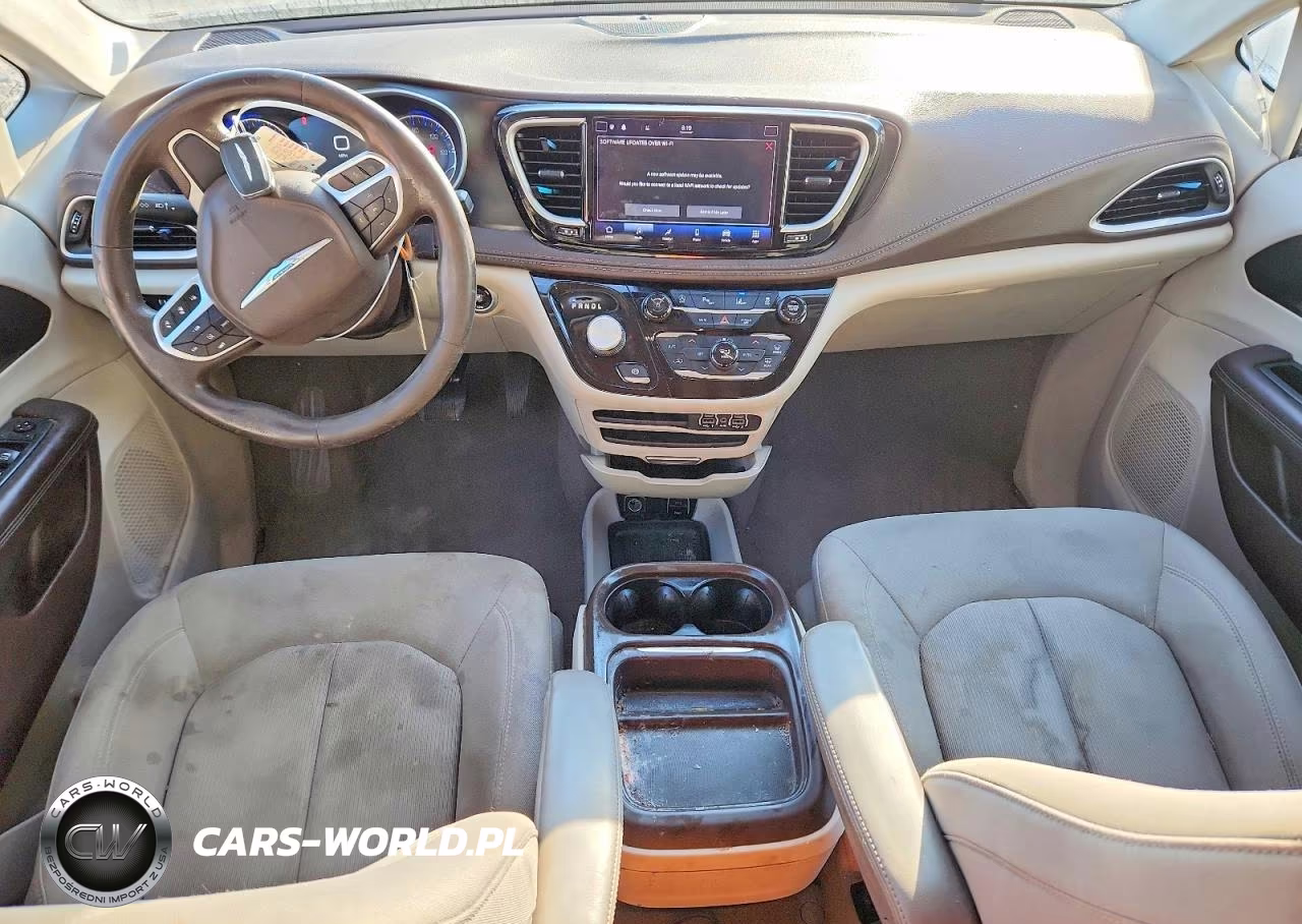 2021 Chrysler Pacifica Touring VIN:2C4RC1FG6MR511619 - 8