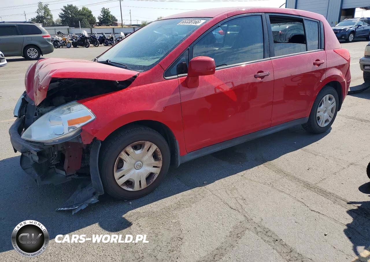 2010 Nissan Versa 1.8 S