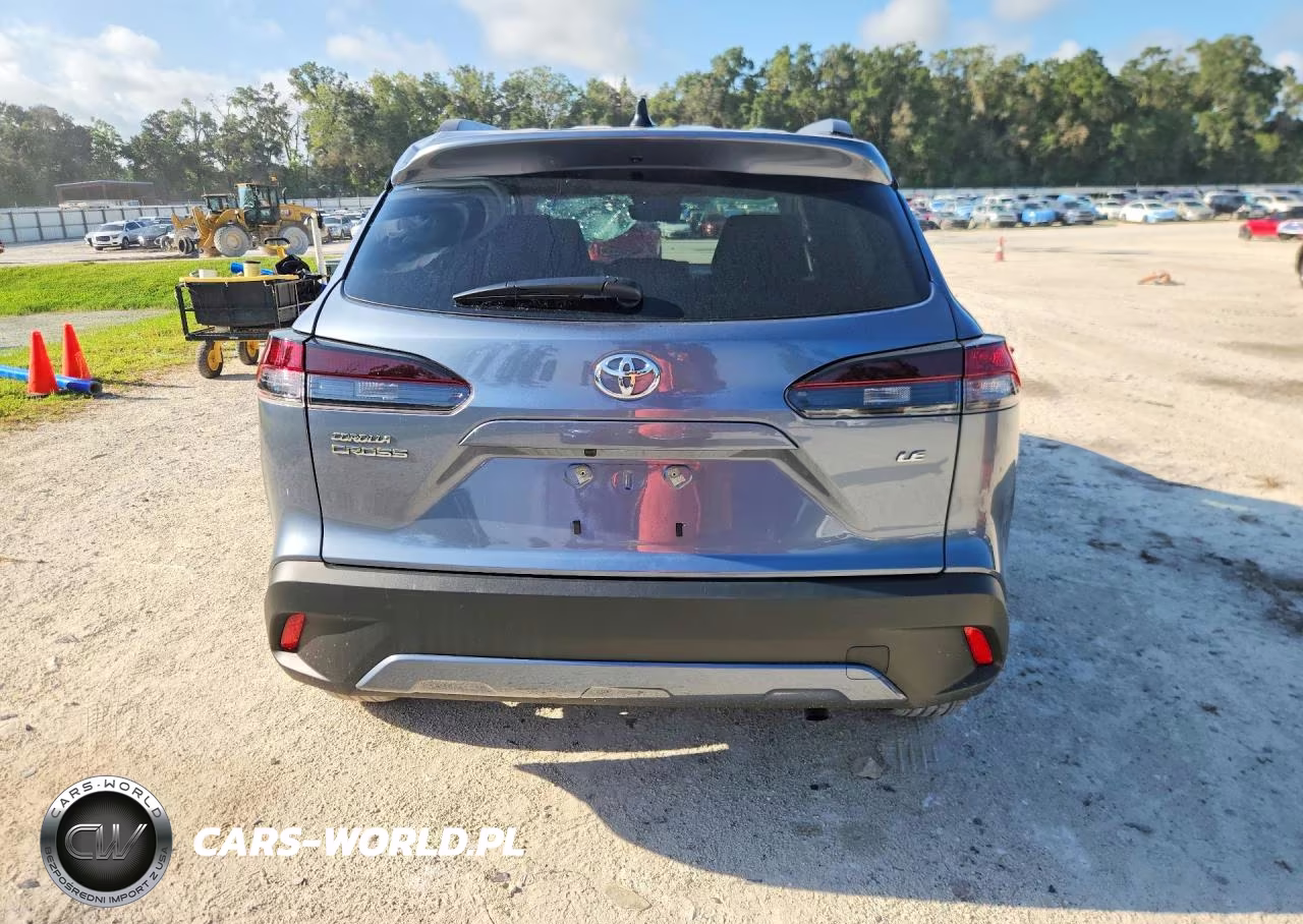 2026 Toyota Corolla Cross Le VIN:7MUCAAAG5TV153895 - 6