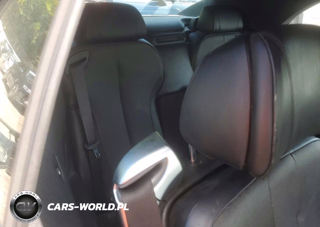 2012 BMW 650 Xi VIN:WBALZ5C55CDX64489 - 10