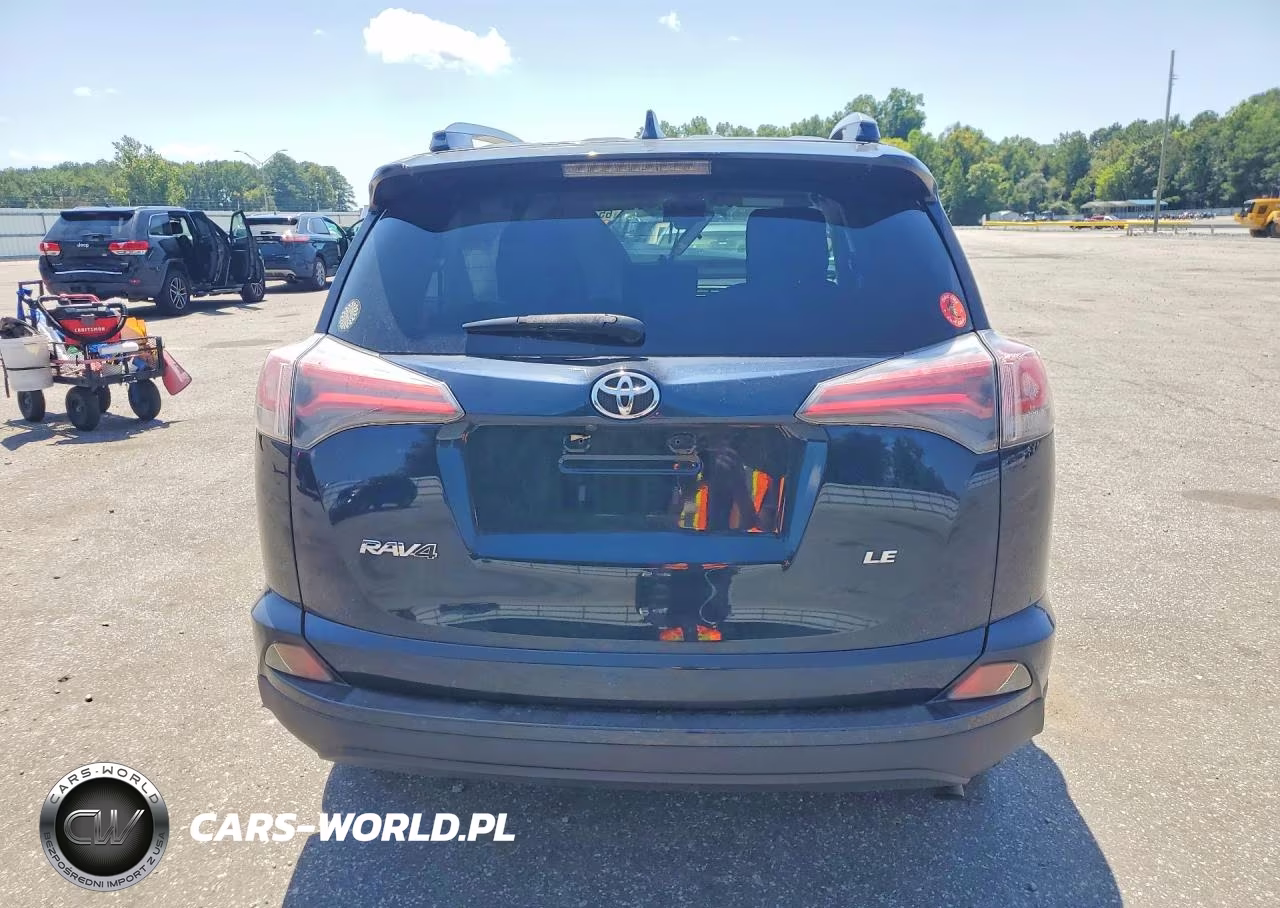 2017 Toyota Rav4 Le VIN:JTMZFREV9HJ719851 - 6
