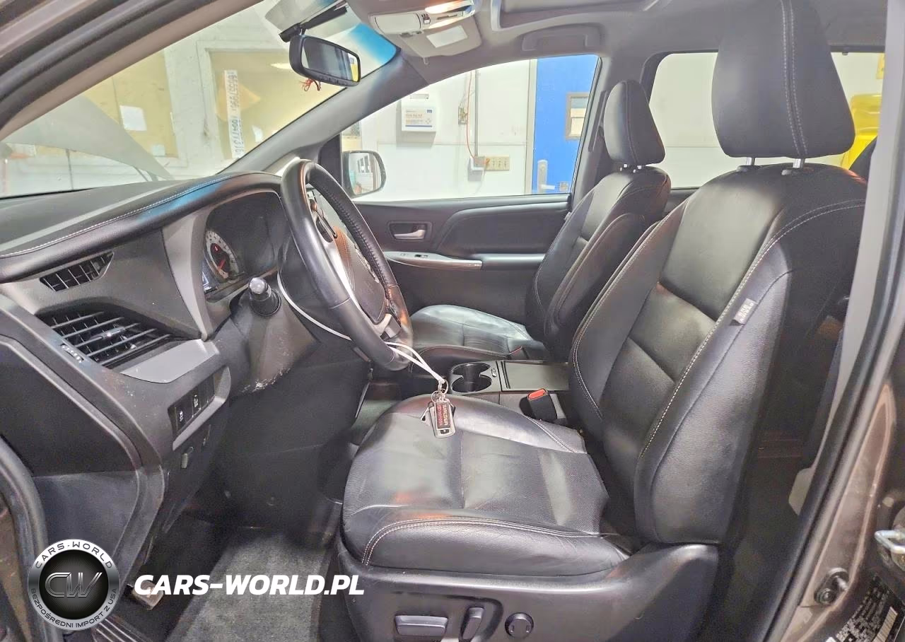 2015 Toyota Sienna Sport VIN:5TDXK3DC2FS608381 - 7