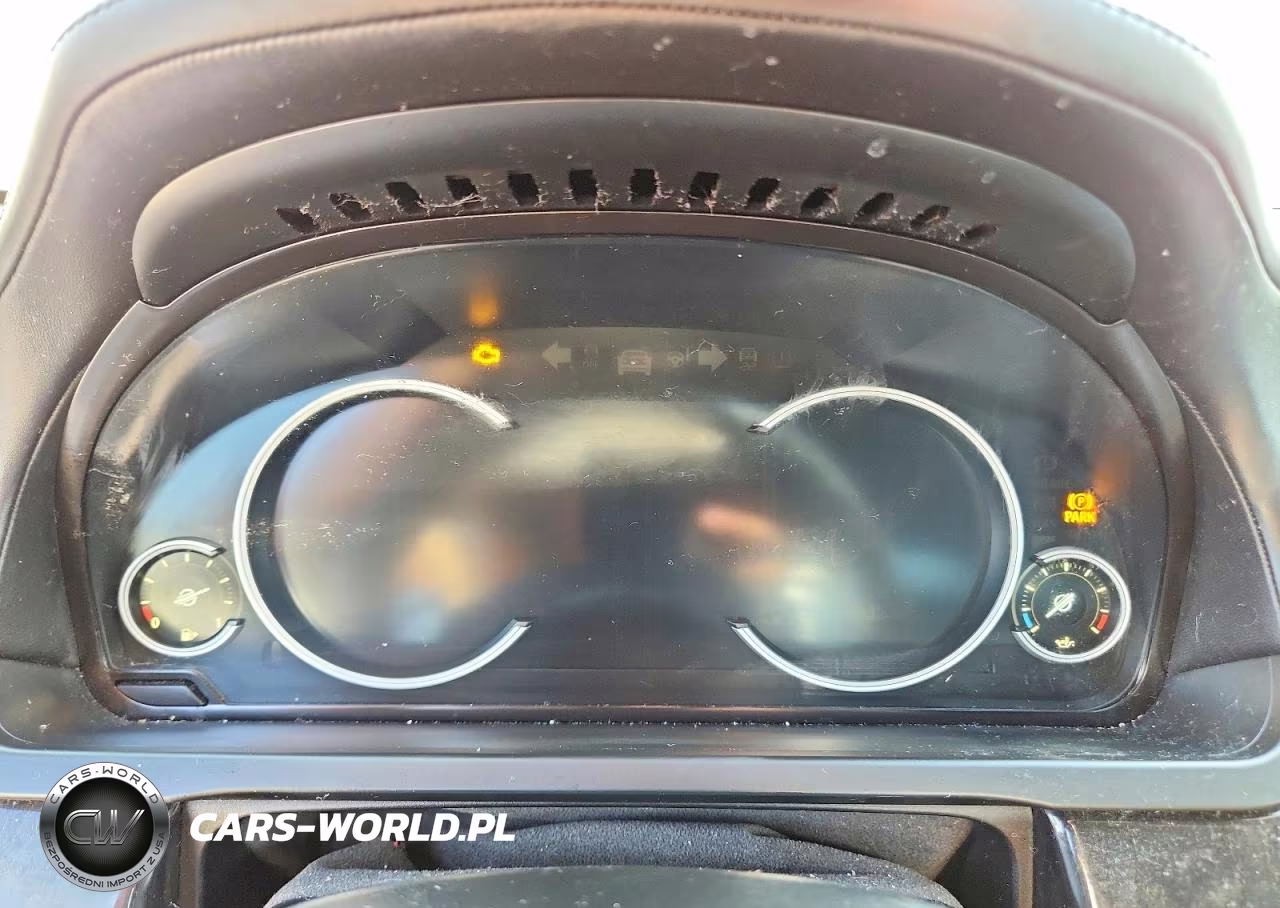 2015 BMW 750 Xi VIN:WBAYB6C58FD965937 - 9