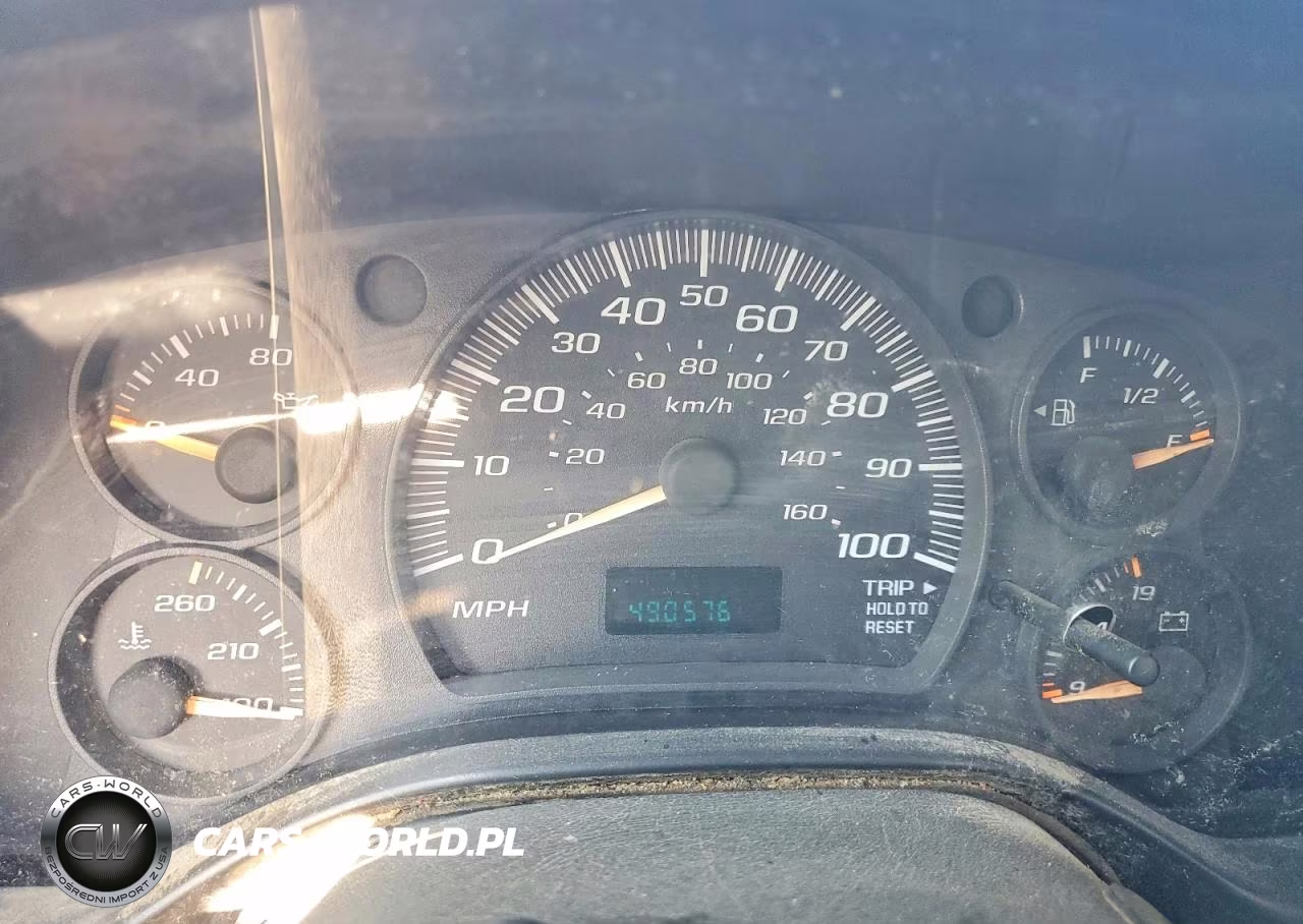 2003 GMC Savana G2500 VIN:1GTFG25T031123929 - 9