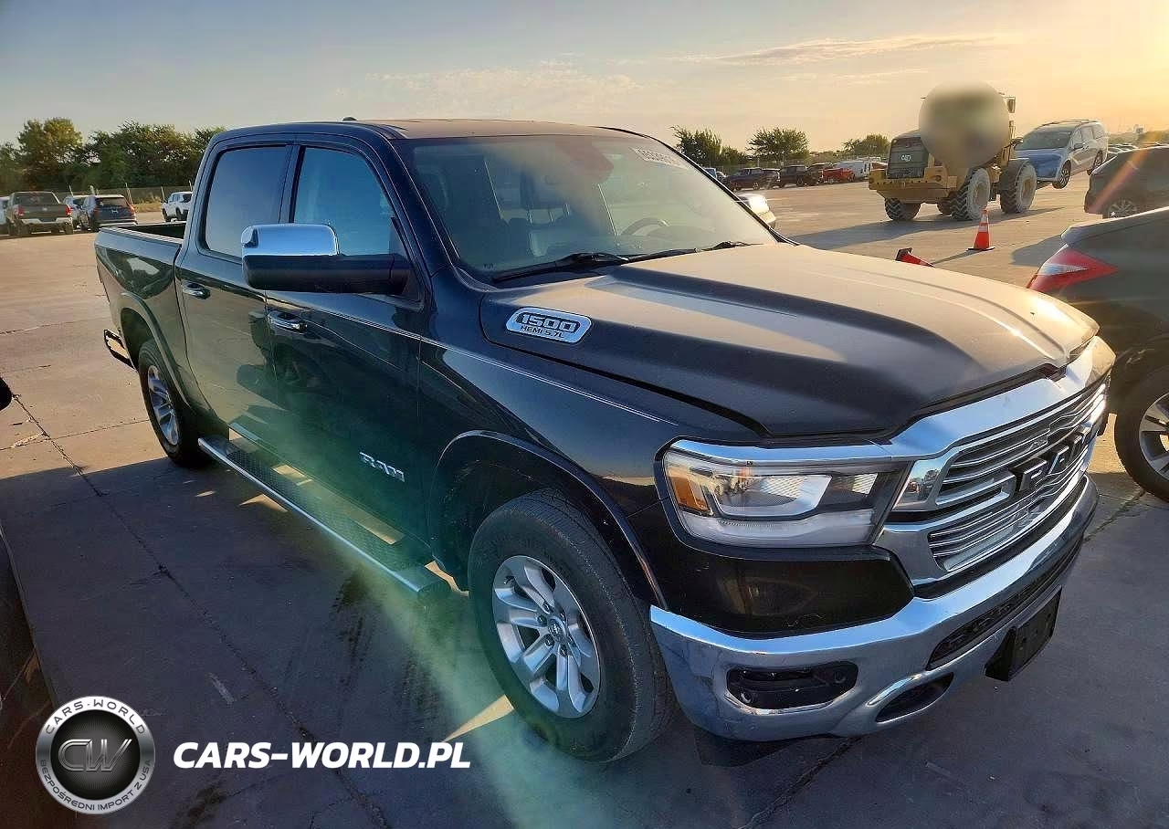 2019 Ram 1500 Laramie VIN:1C6RREJT5KN549323 - 4