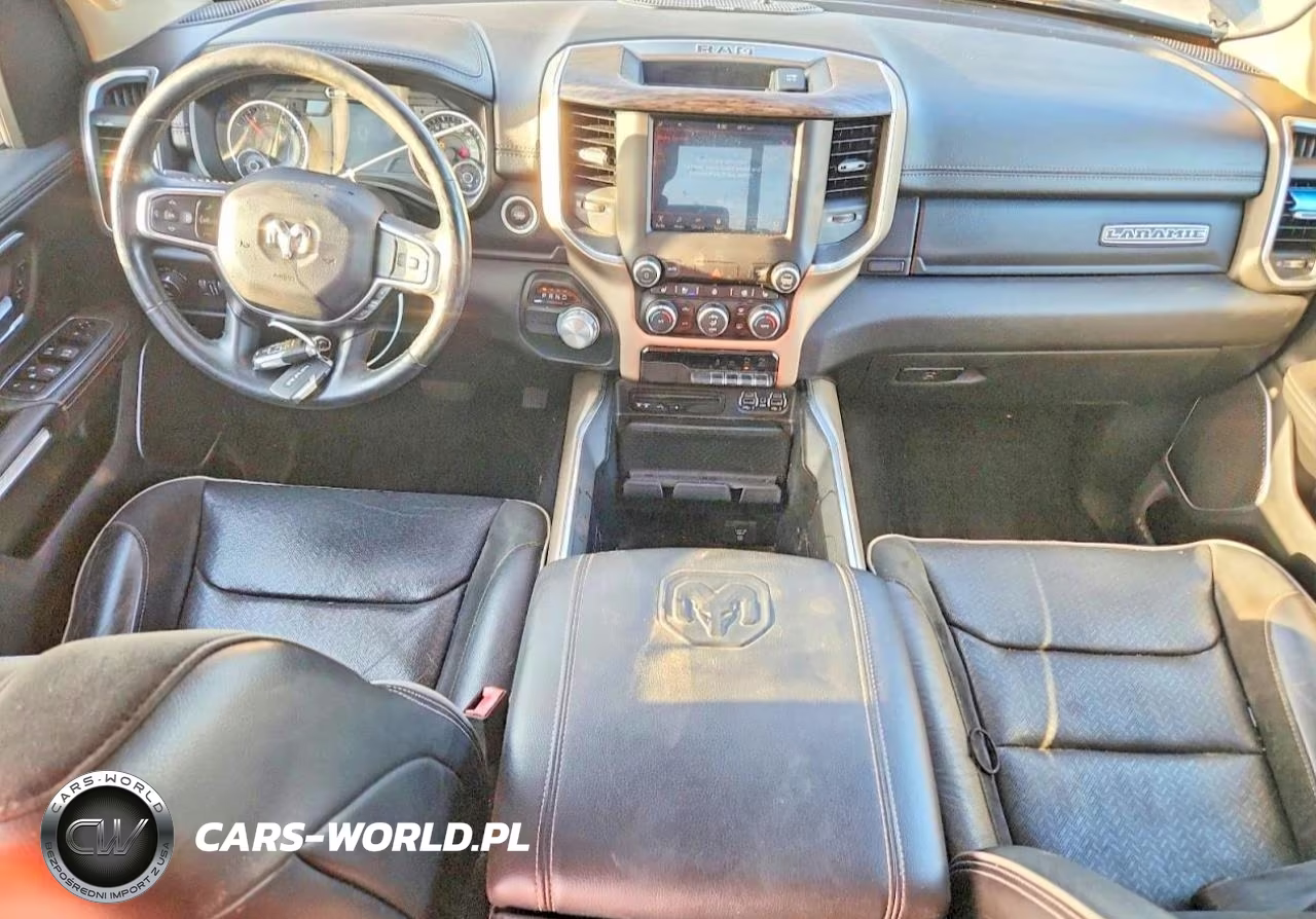 2019 Ram 1500 Laramie VIN:1C6RREJT5KN549323 - 8
