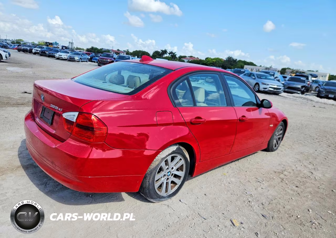 2007 BMW 328 Xi VIN:WBAVC935X7KX59503 - 3