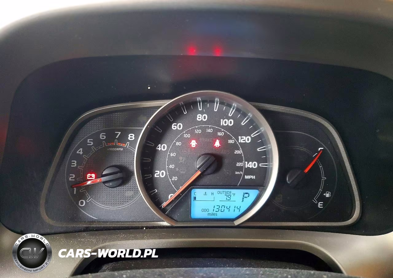 2015 Toyota Rav4 Le VIN:JTMBFREV3FJ026062 - 9