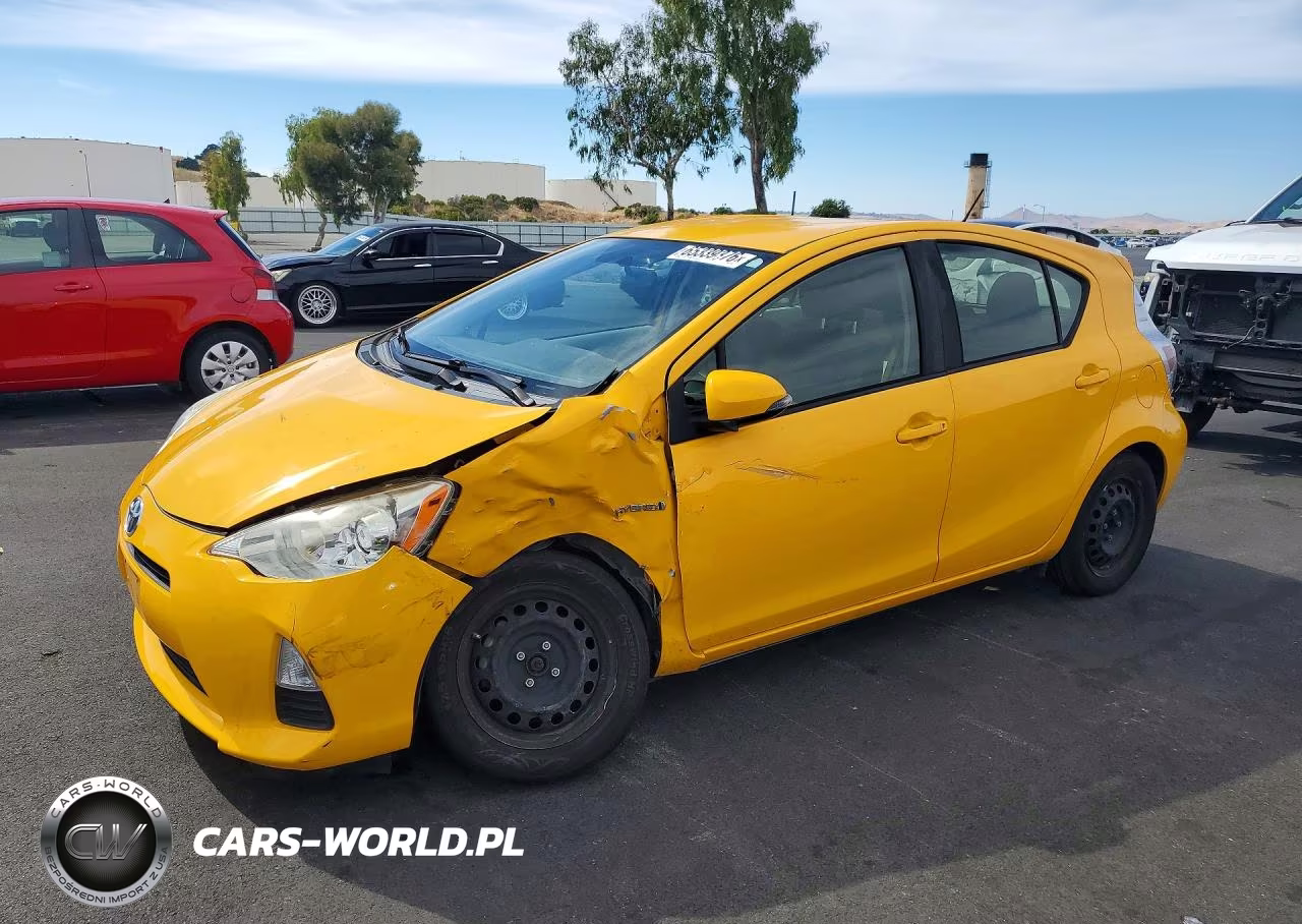 2014 Toyota Prius C Three