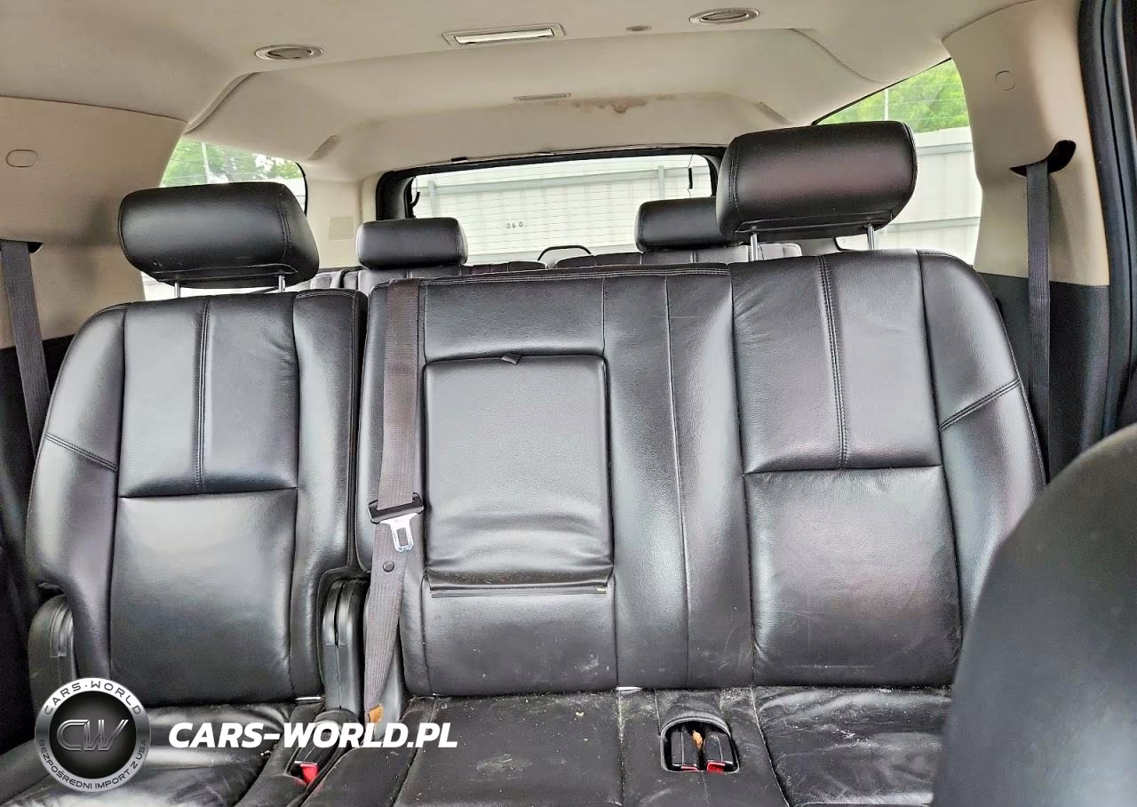 2010 Chevrolet Suburban K1500 Lt VIN:1GNUKJE3XAR243131 - 10