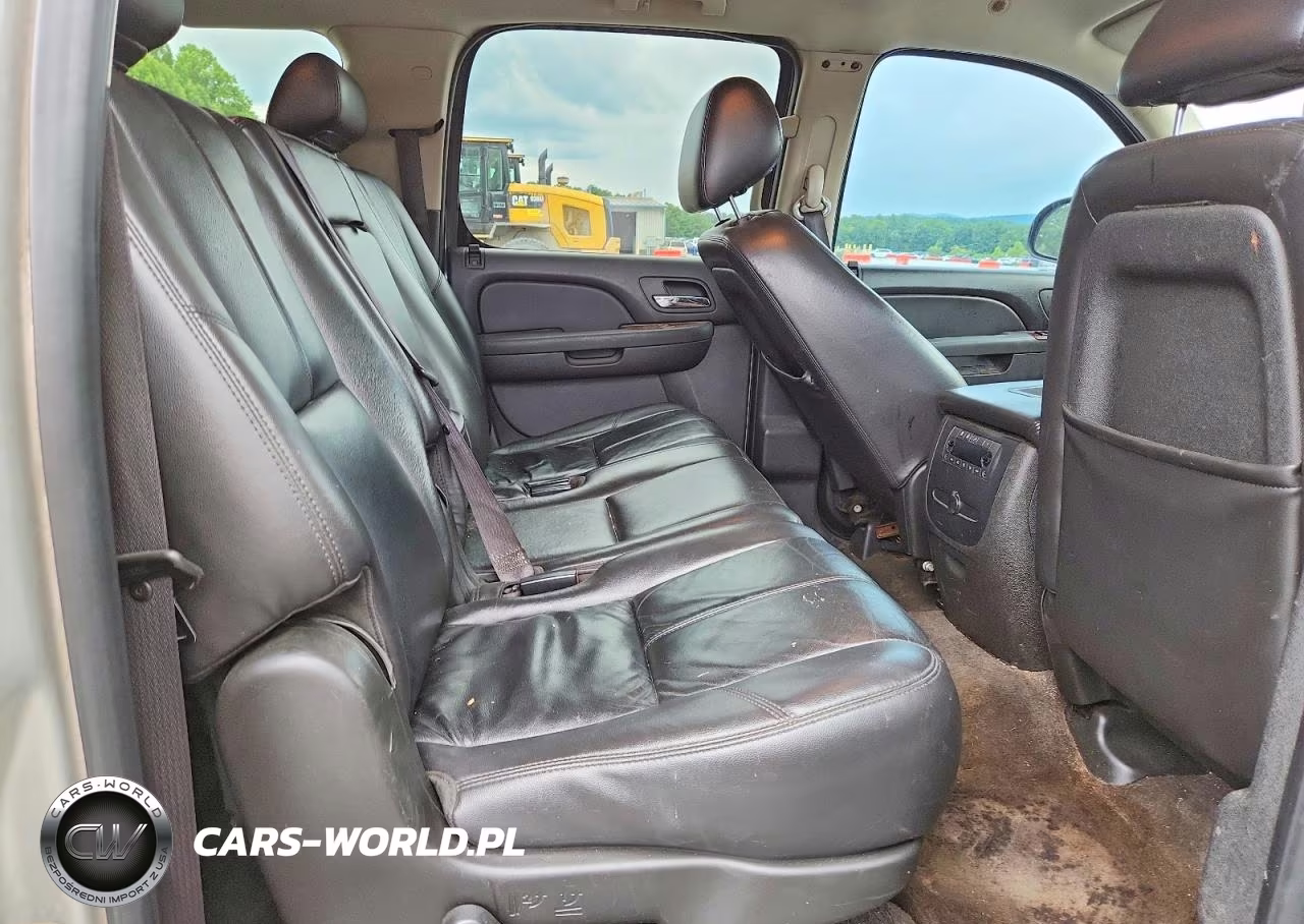 2010 Chevrolet Suburban K1500 Lt VIN:1GNUKJE3XAR243131 - 11