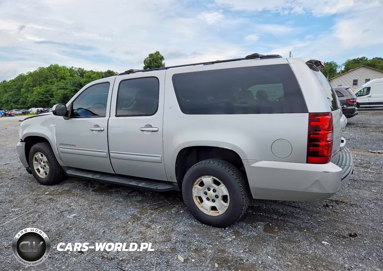 2010 Chevrolet Suburban K1500 Lt VIN:1GNUKJE3XAR243131 - 2