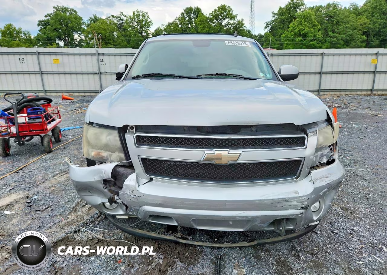 2010 Chevrolet Suburban K1500 Lt VIN:1GNUKJE3XAR243131 - 5