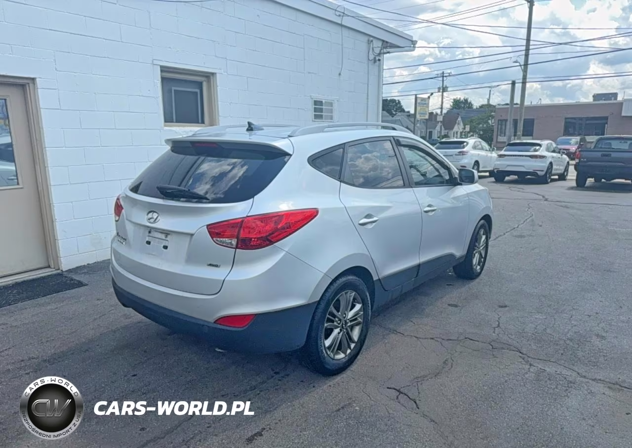 2014 Hyundai Tucson Se VIN:KM8JUCAG7EU796599 - 4