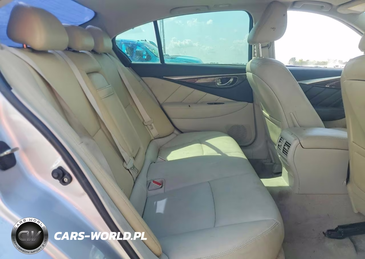 2018 Infiniti Q50 3.0T Luxe VIN:JN1EV7AR8JM432278 - 10