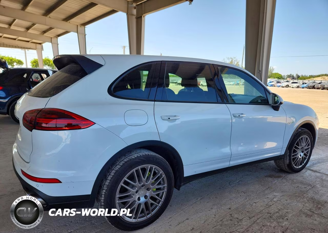 2016 Porsche Cayenne Se Hybrid VIN:WP1AE2A24GLA64485 - 3