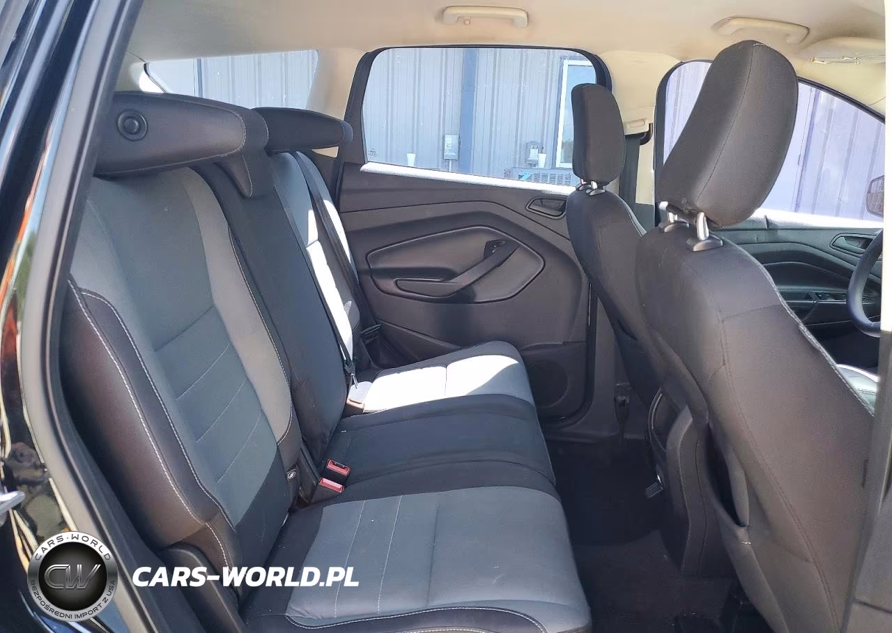 2018 Ford Escape S VIN:1FMCU0F75JUB58653 - 10