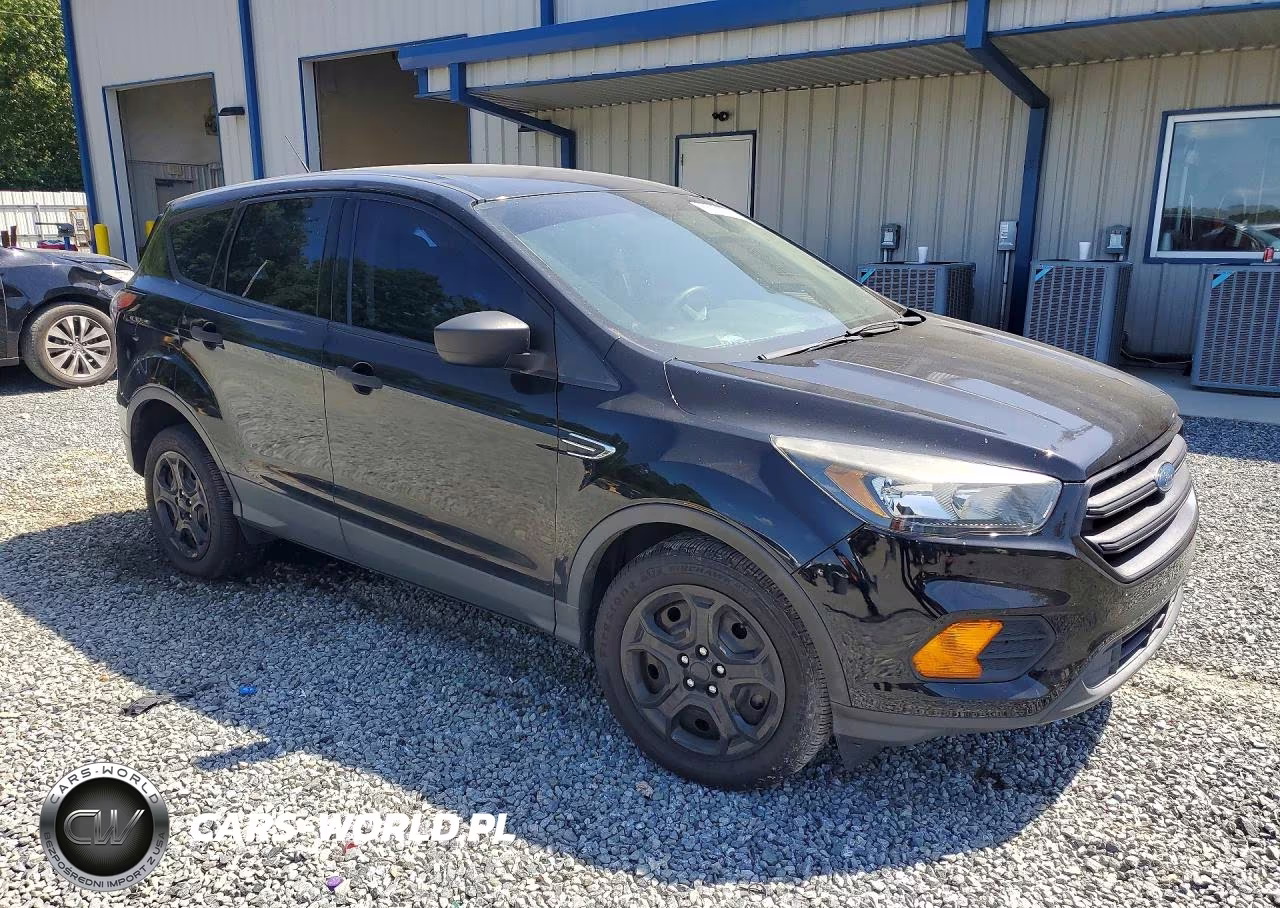 2018 Ford Escape S VIN:1FMCU0F75JUB58653 - 4