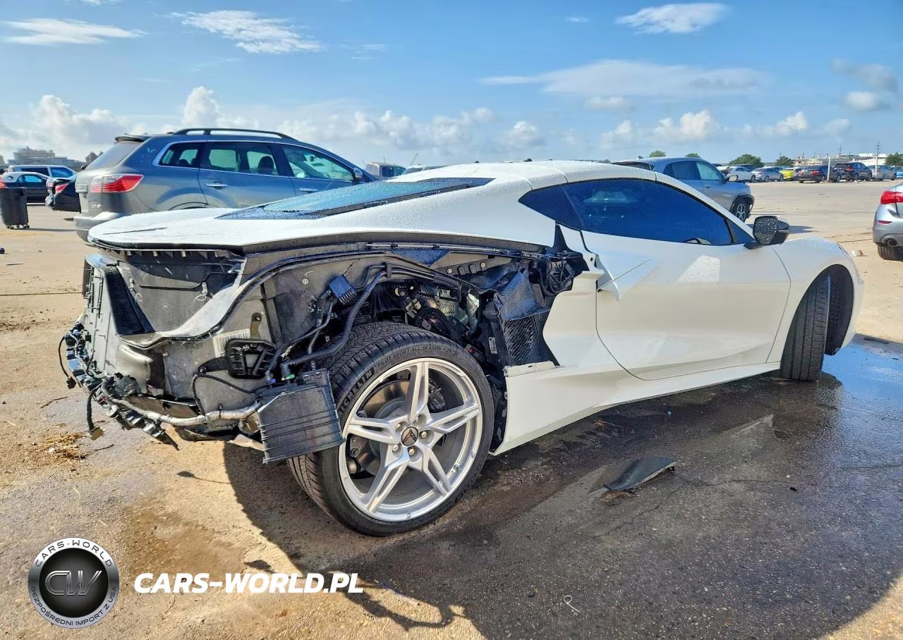 2022 Chevrolet Corvette Stingray 1Lt VIN:1G1YA2D49N5113425 - 3