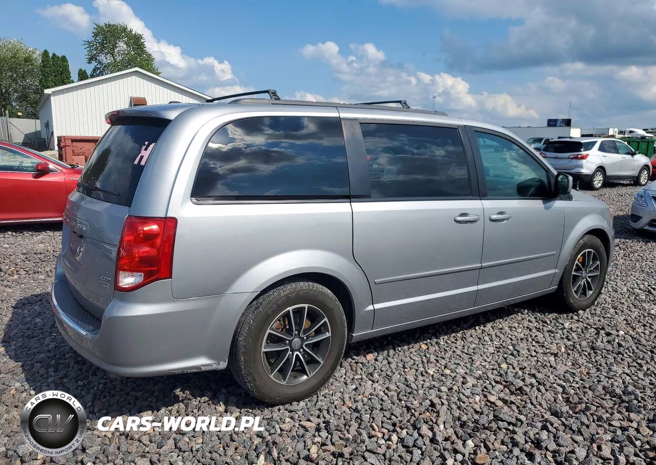 2017 Dodge Grand Caravan Gt VIN:2C4RDGEG2HR860817 - 3