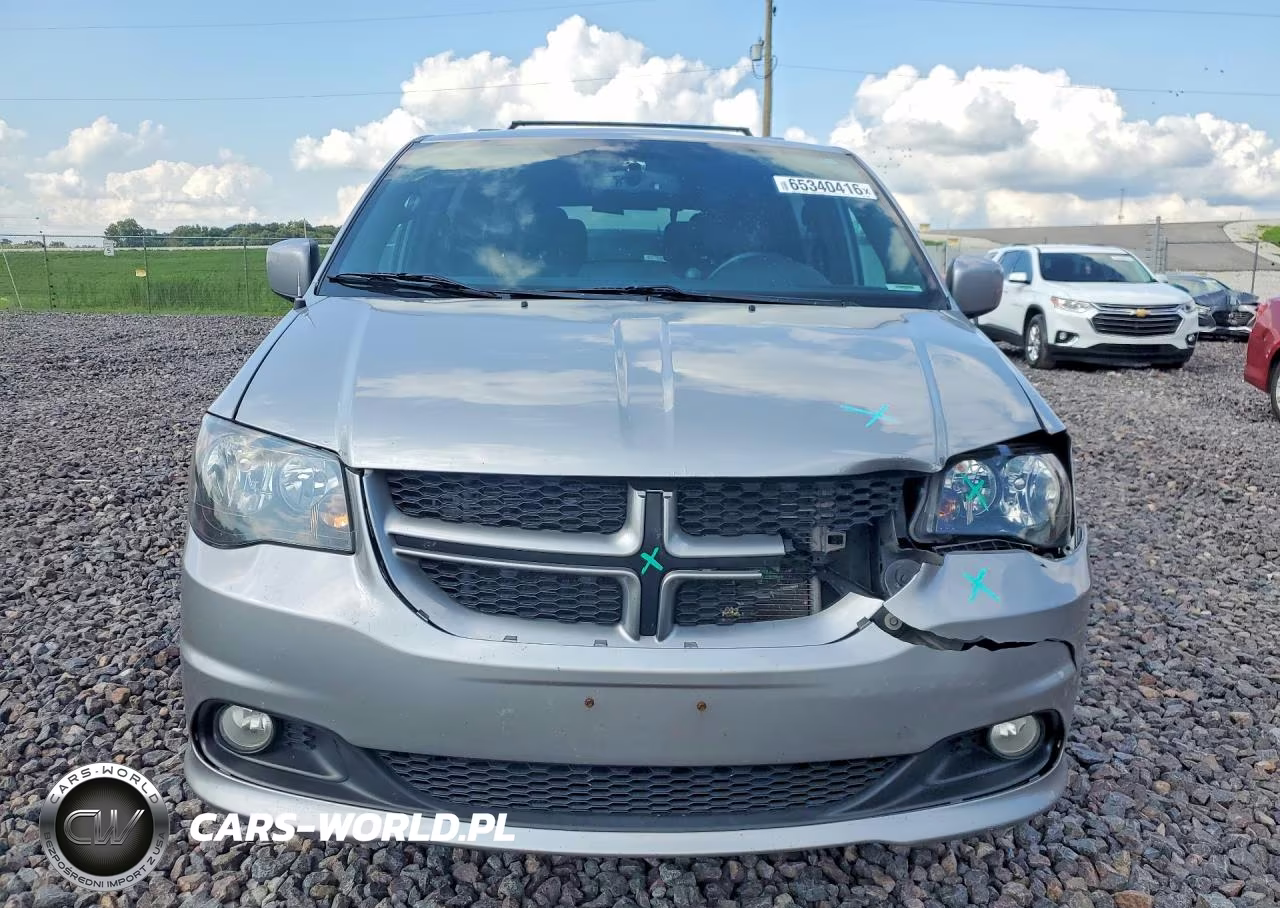 2017 Dodge Grand Caravan Gt VIN:2C4RDGEG2HR860817 - 5