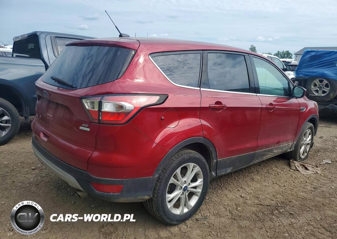 2017 Ford Escape Se VIN:1FMCU0GD9HUD52021 - 3