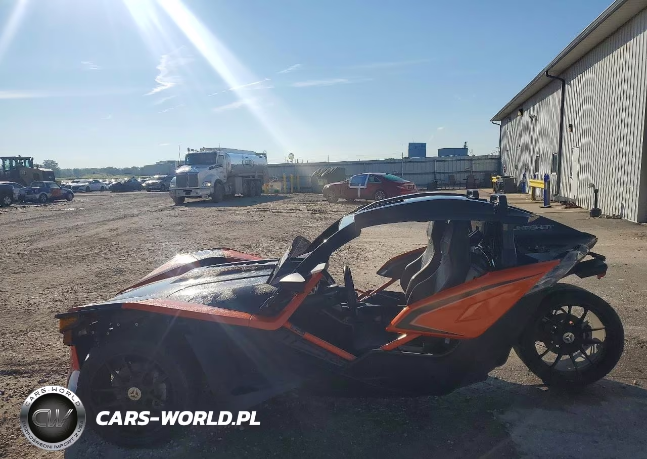 2017 Polaris Slingshot Slr VIN:57XAARFA1H8120884 - 3