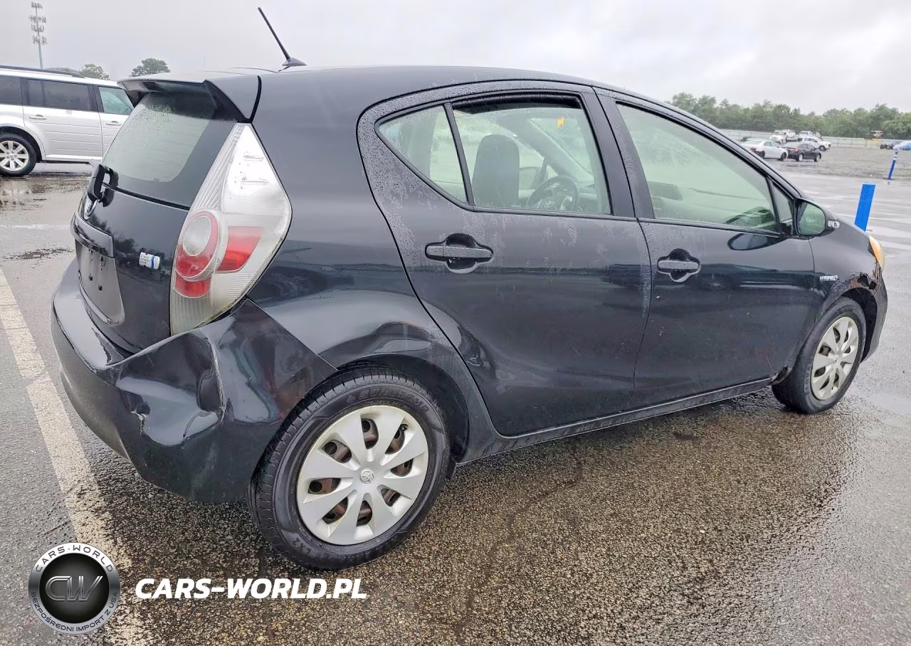 2012 Toyota Prius C One VIN:JTDKDTB39C1008862 - 3