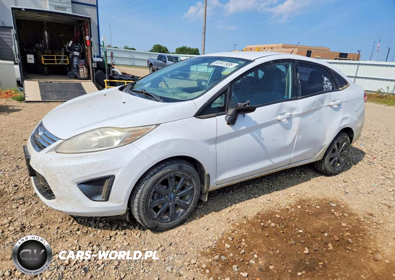 2013 Ford Fiesta Se VIN:3FADP4BJ7DM141442 - 1
