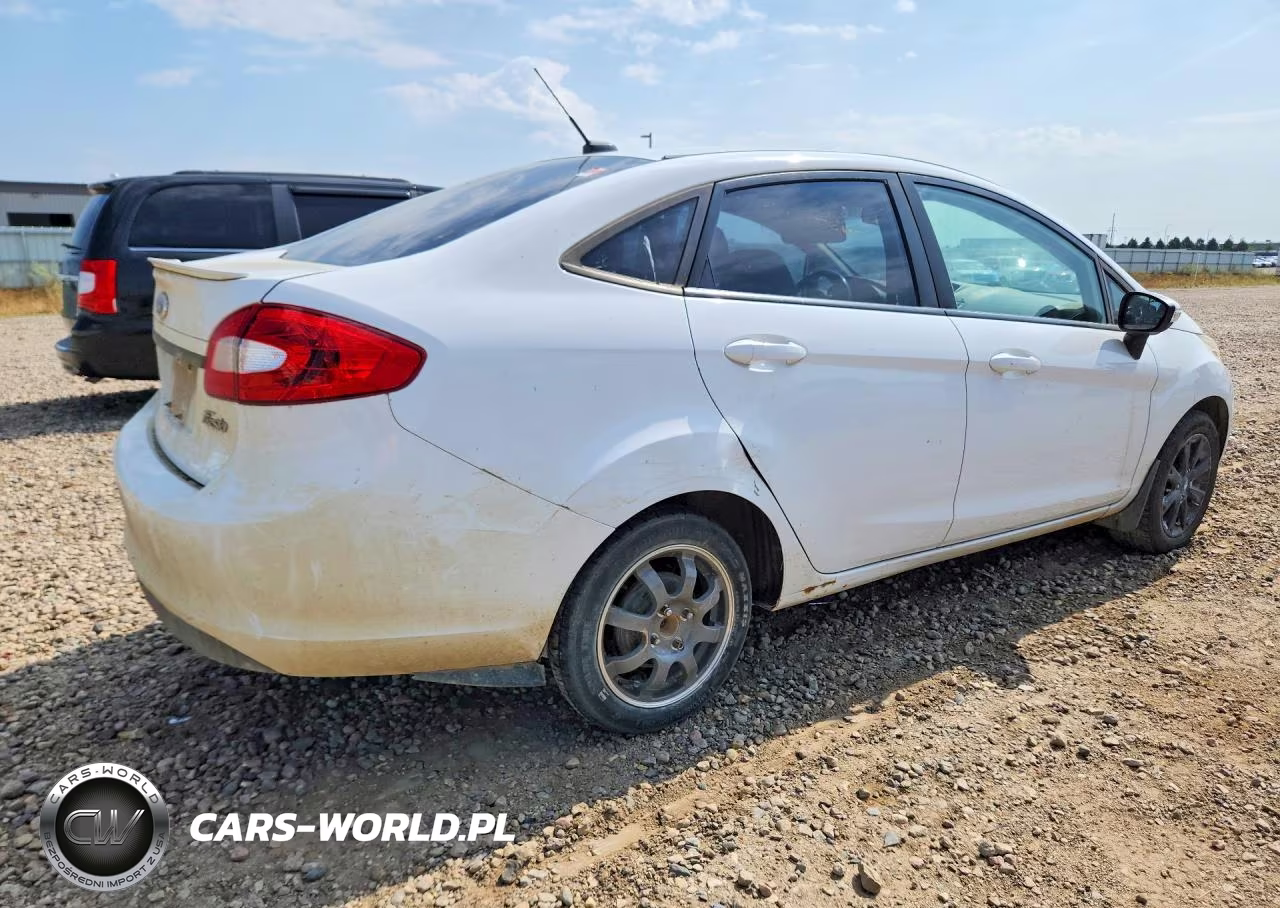 2013 Ford Fiesta Se VIN:3FADP4BJ7DM141442 - 3