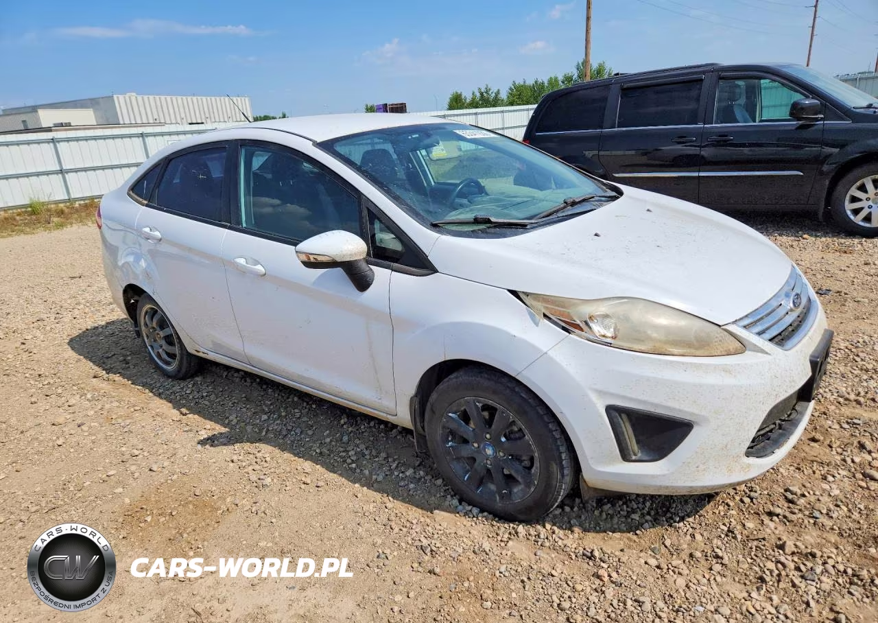 2013 Ford Fiesta Se VIN:3FADP4BJ7DM141442 - 4