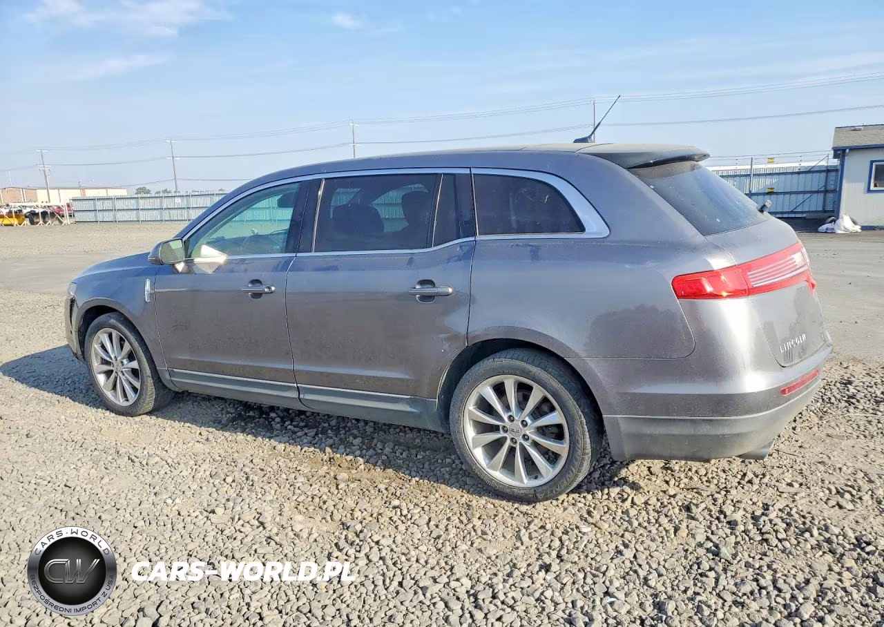 2010 Lincoln Mkt VIN:2LMHJ5AT5ABJ28045 - 2