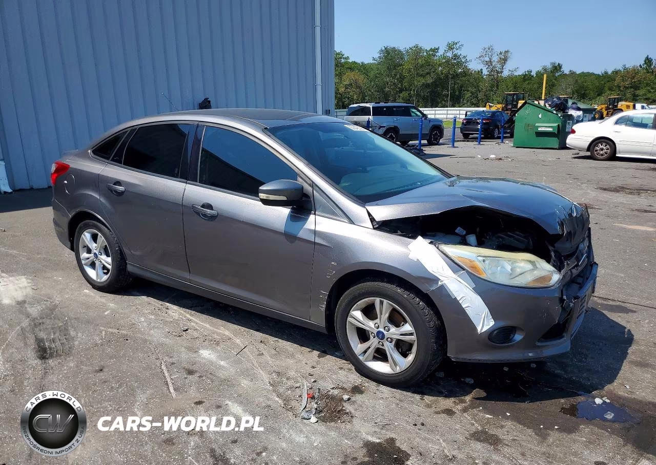 2013 Ford Focus Se VIN:1FADP3F29DL371997 - 4