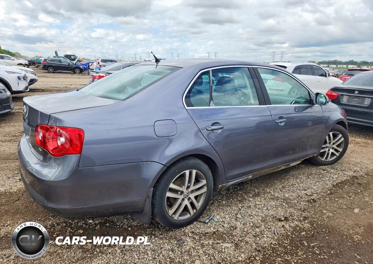 2007 Volkswagen Jetta Wolfsburg VIN:3VWEF71K57M183378 - 3