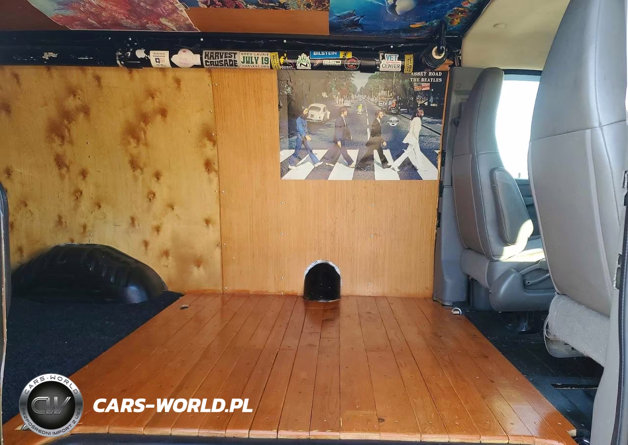 2016 Chevrolet Express G2500 VIN:1GCWGAFG2G1259674 - 11