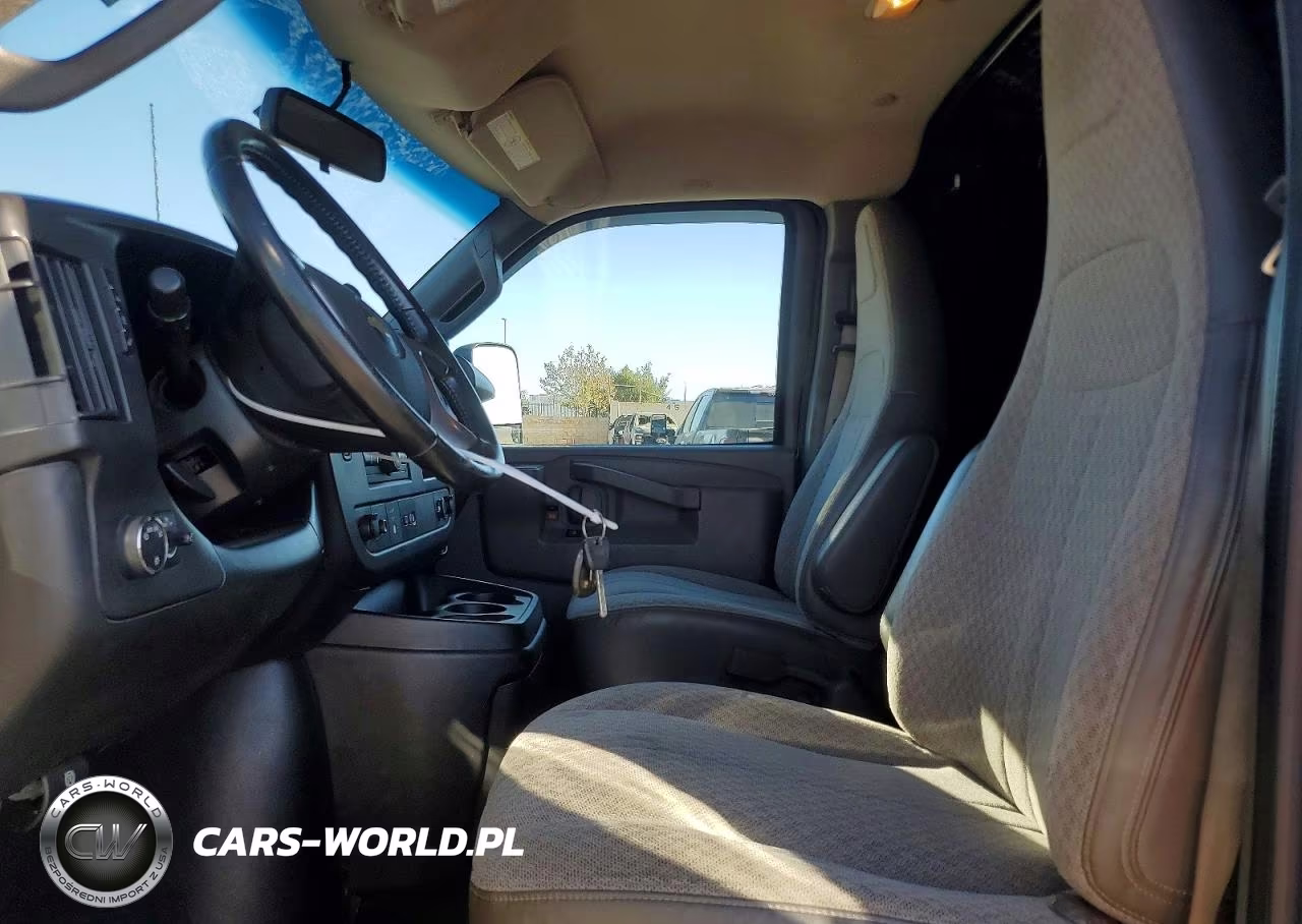 2016 Chevrolet Express G2500 VIN:1GCWGAFG2G1259674 - 7
