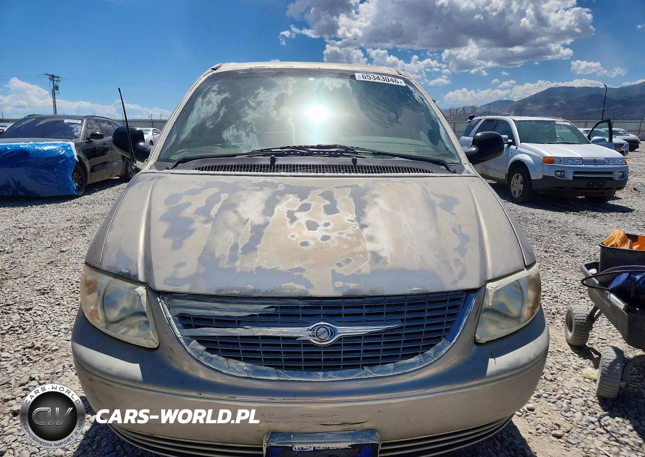 2002 Chrysler Town And Country Lx VIN:2C4GP44372R531775 - 5