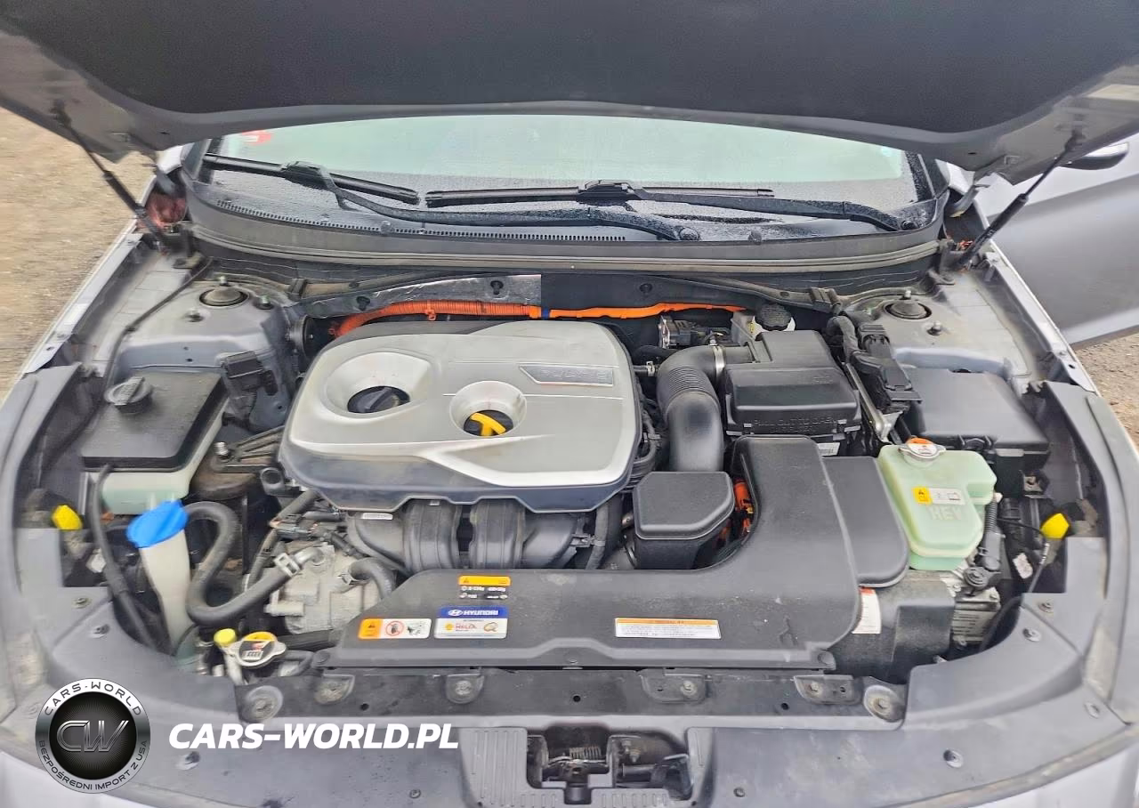 2016 Hyundai Sonata Plug-In Hybrid Limited VIN:KMHE54L28GA026356 - 11