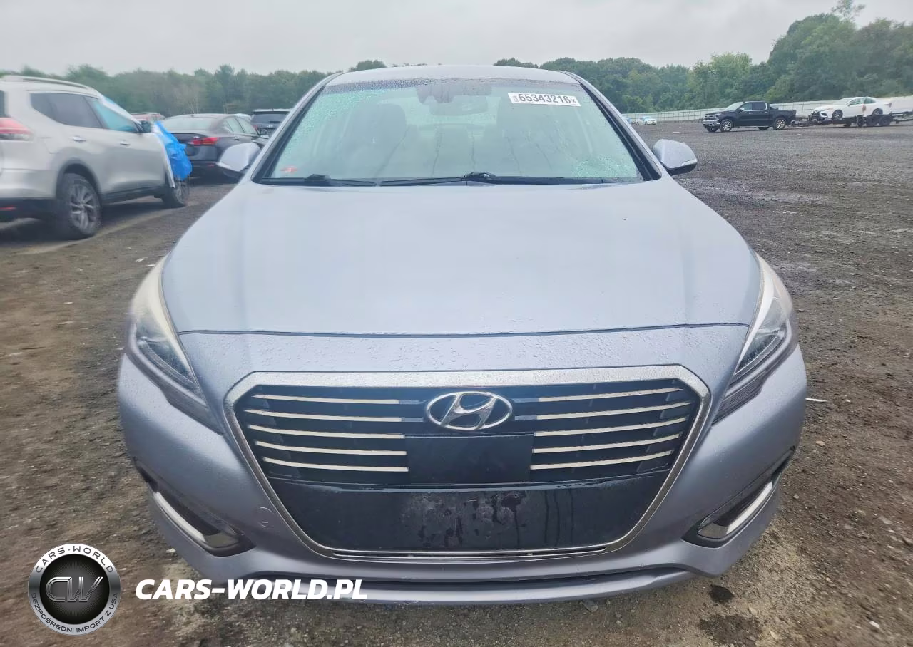 2016 Hyundai Sonata Plug-In Hybrid Limited VIN:KMHE54L28GA026356 - 5