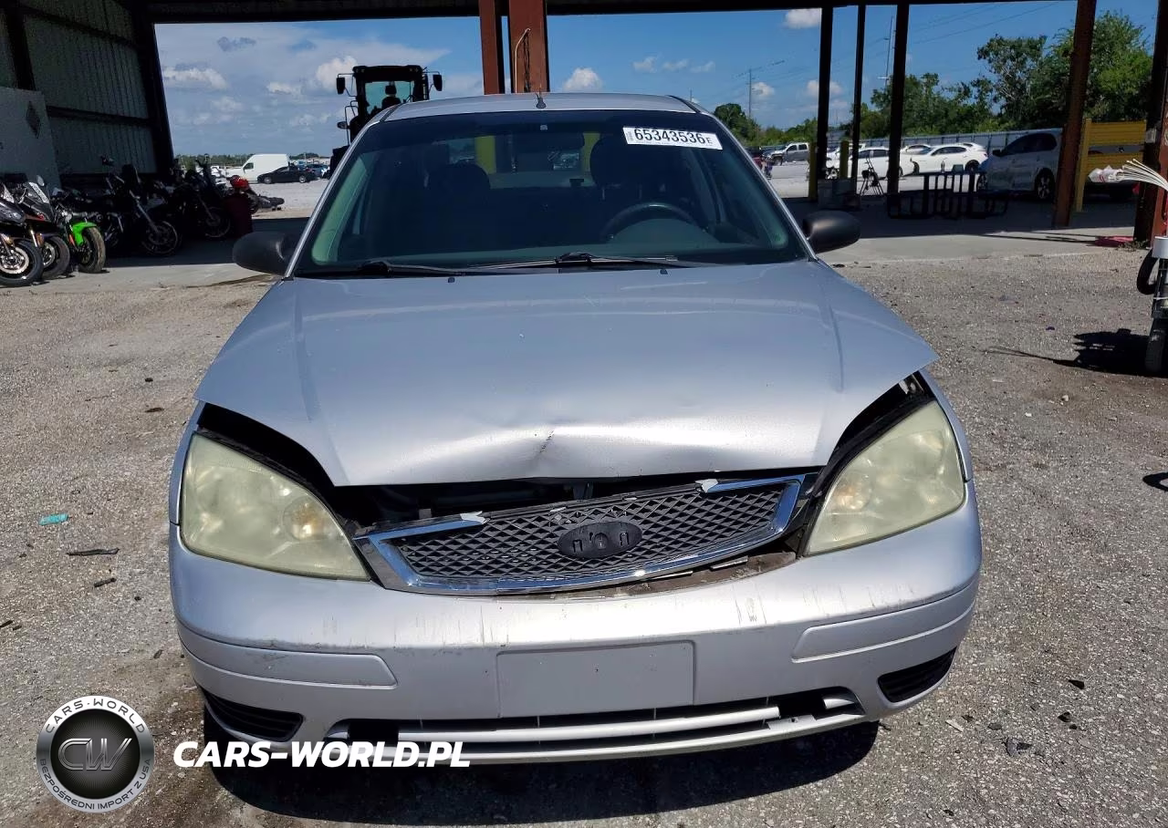 2005 Ford Focus Zx4 VIN:1FAFP34N05W256291 - 5