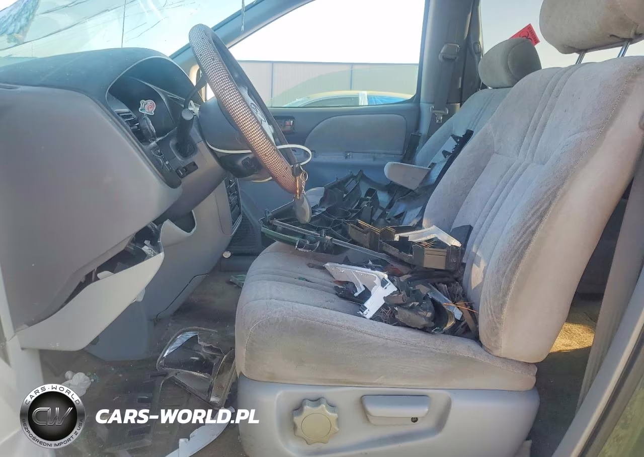 1999 Toyota Sienna Le VIN:4T3ZF13C8XU164281 - 7