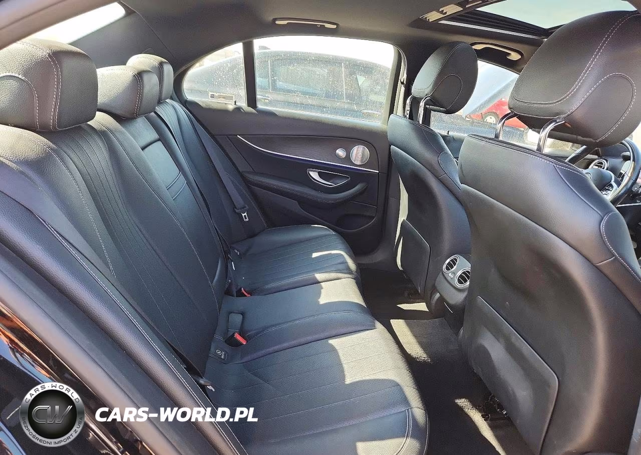 2019 Mercedes-Benz E 300 4Matic VIN:WDDZF4KB3KA663349 - 10