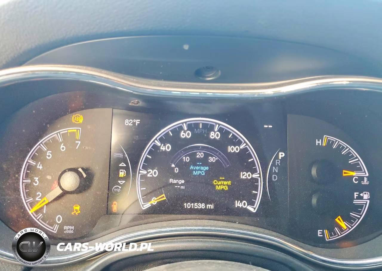 2019 Jeep Grand Cherokee Laredo VIN:1C4RJEAG6KC530374 - 9